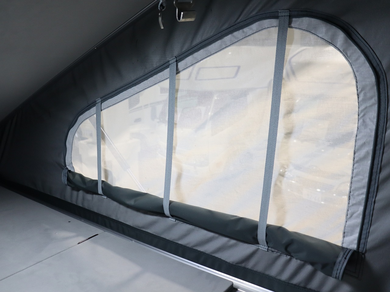 キャンピングカー軽キャンパー