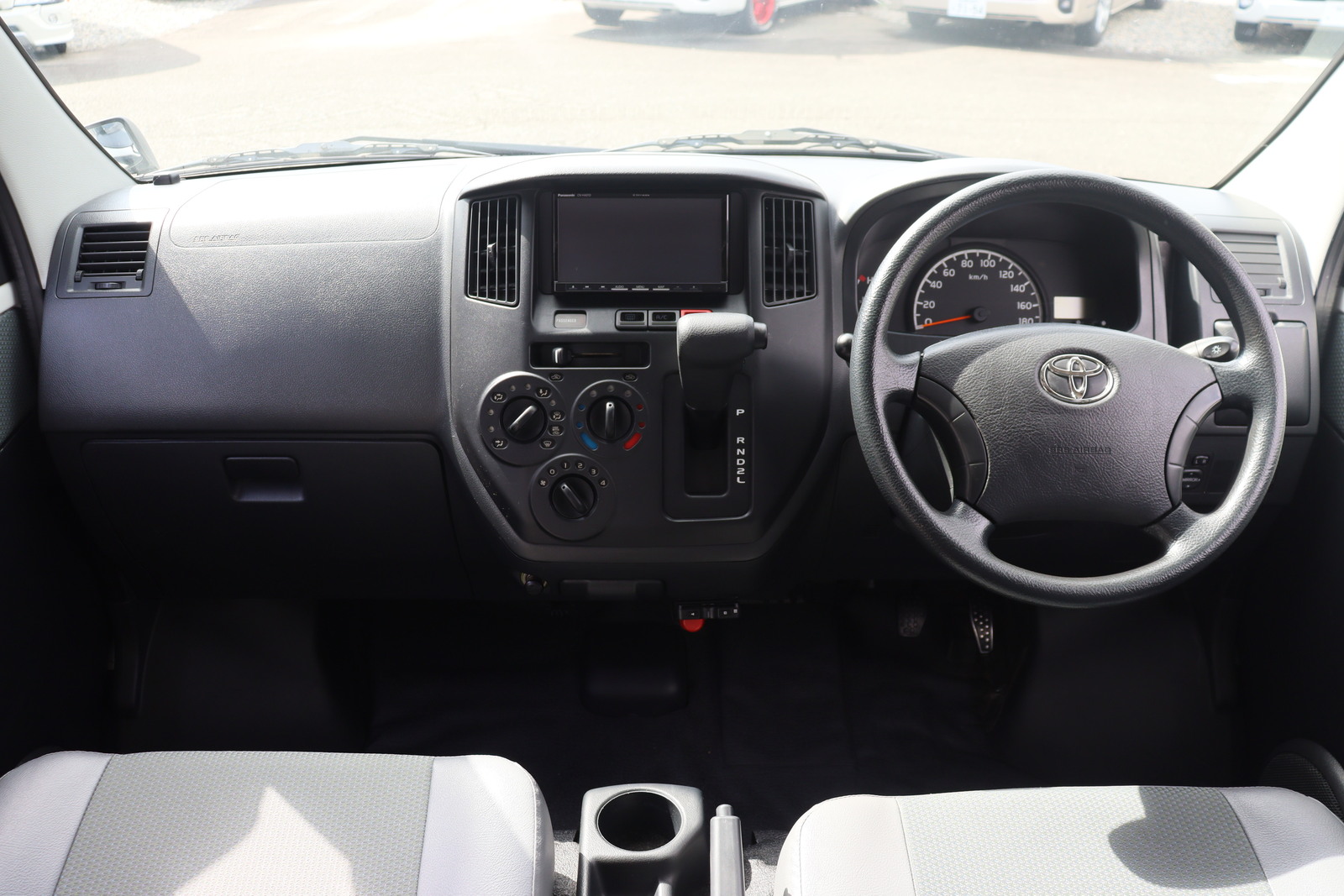 キャンピングカーバンコン