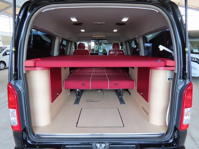 キャンピングカーバンコン