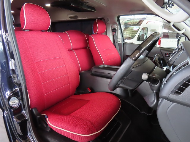 キャンピングカーバンコン