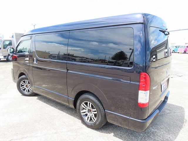 キャンピングカーバンコン