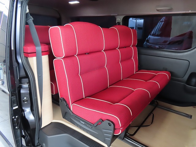 キャンピングカーバンコン