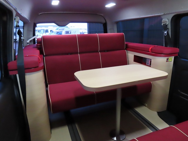 キャンピングカーバンコン