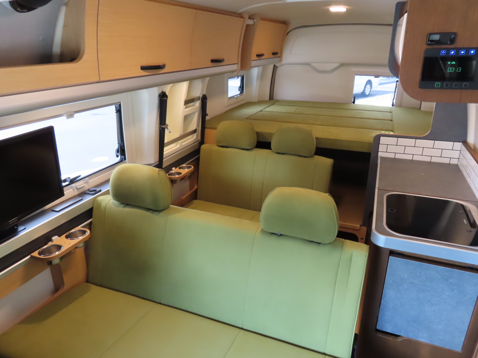 キャンピングカーバンコン