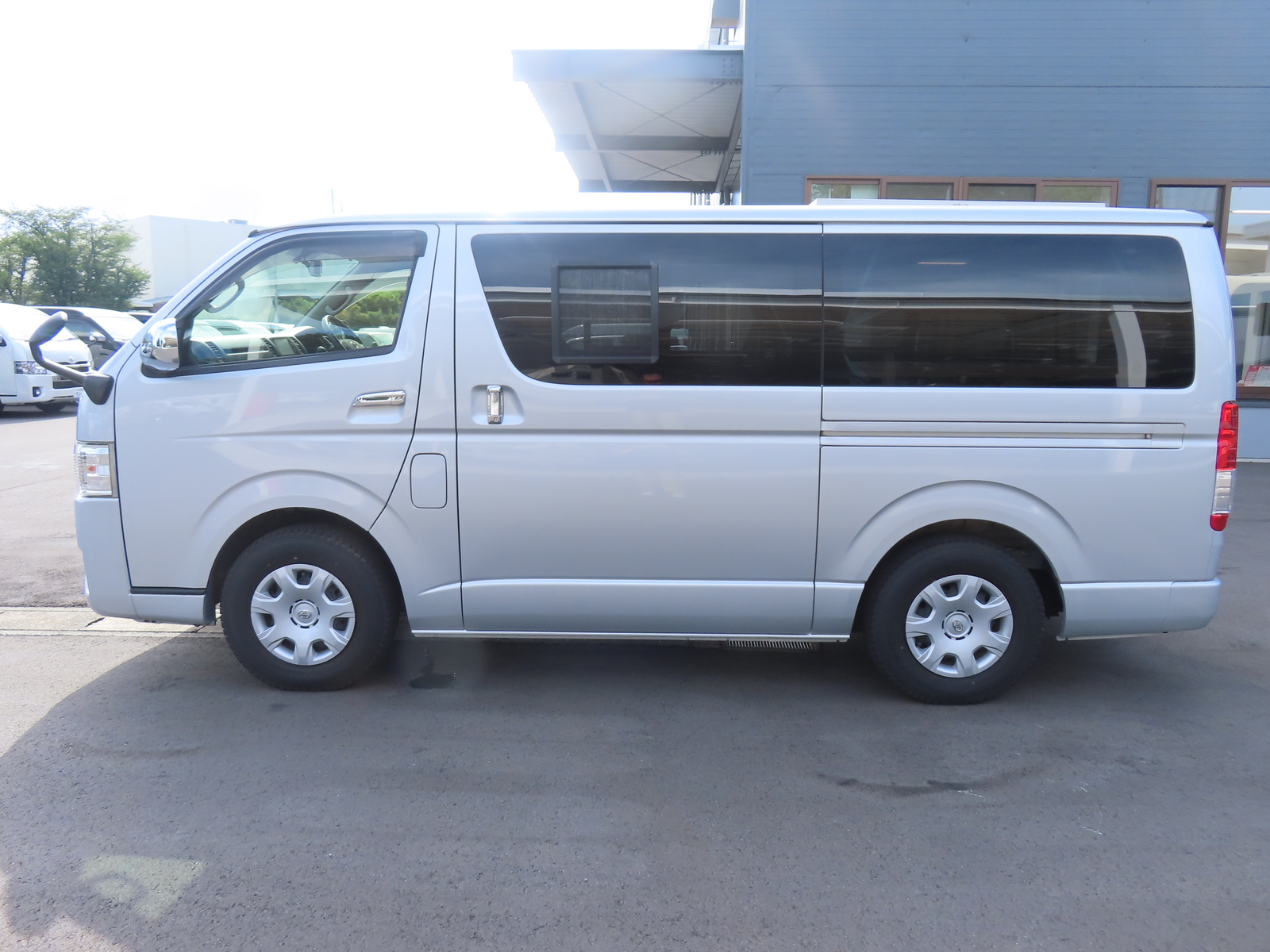 キャンピングカーバンコン