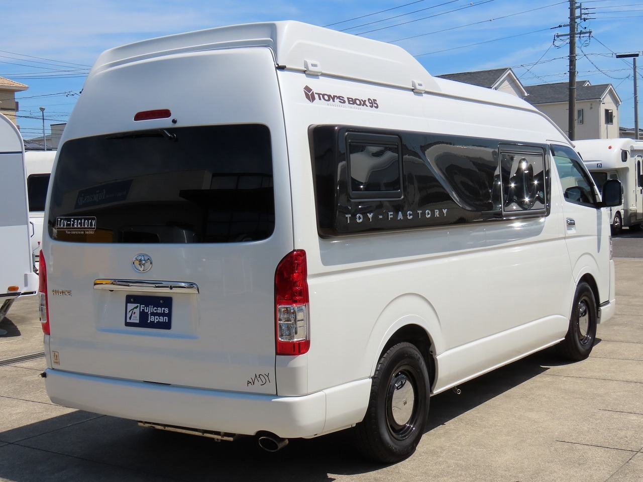 キャンピングカーバンコン