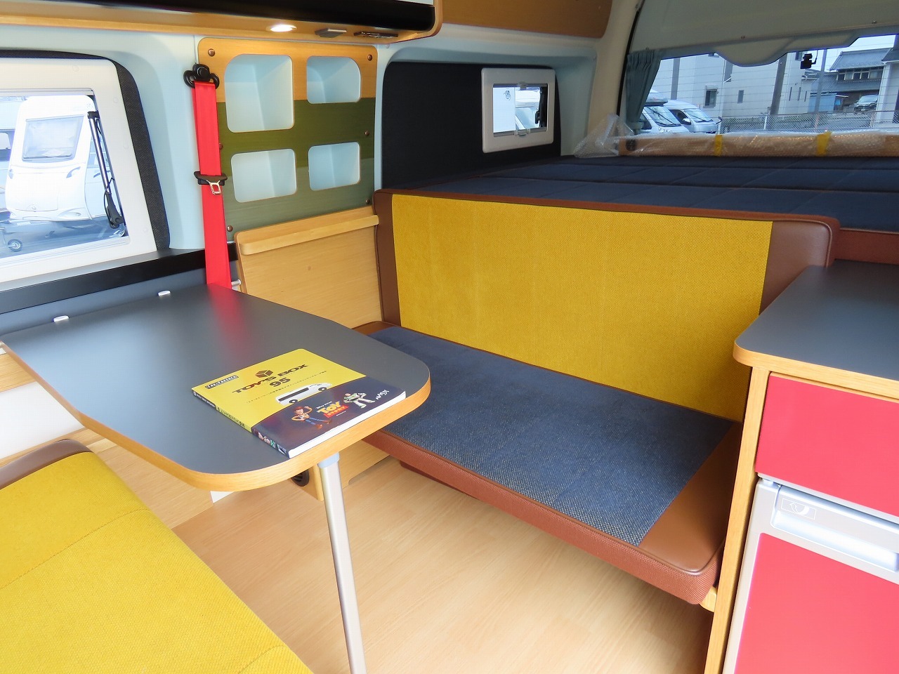 キャンピングカーバンコン