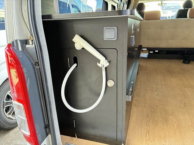 キャンピングカーバンコン