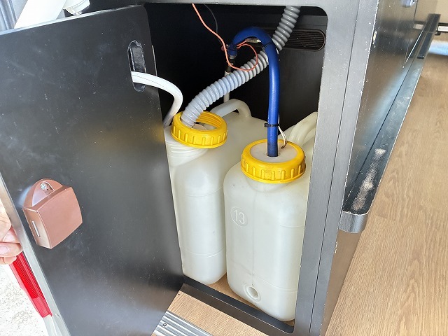 キャンピングカーバンコン