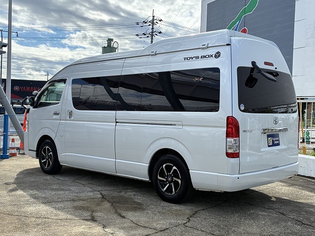 キャンピングカーバンコン