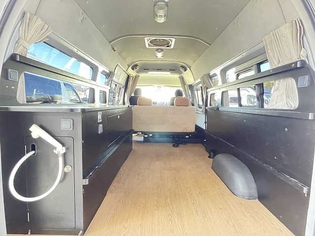 キャンピングカーバンコン