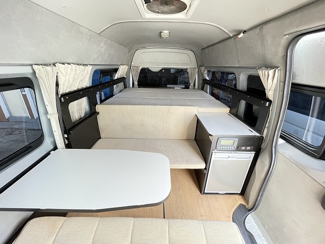 キャンピングカーバンコン