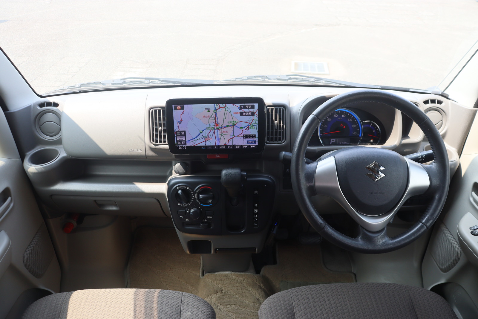 キャンピングカー軽キャンパー