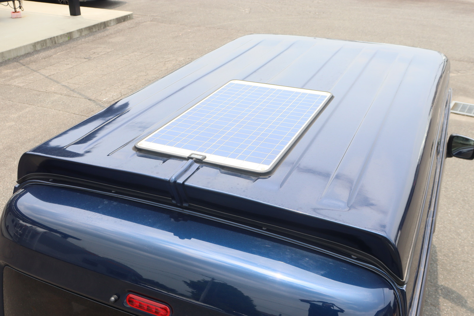 キャンピングカー軽キャンパー