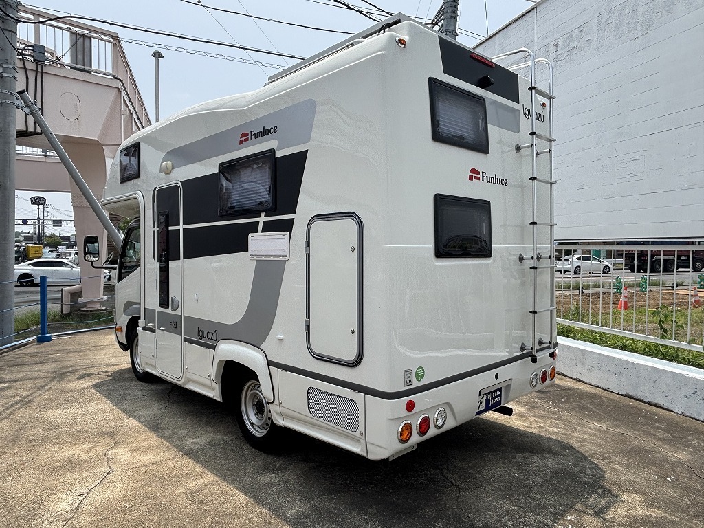 キャンピングカーキャブコン