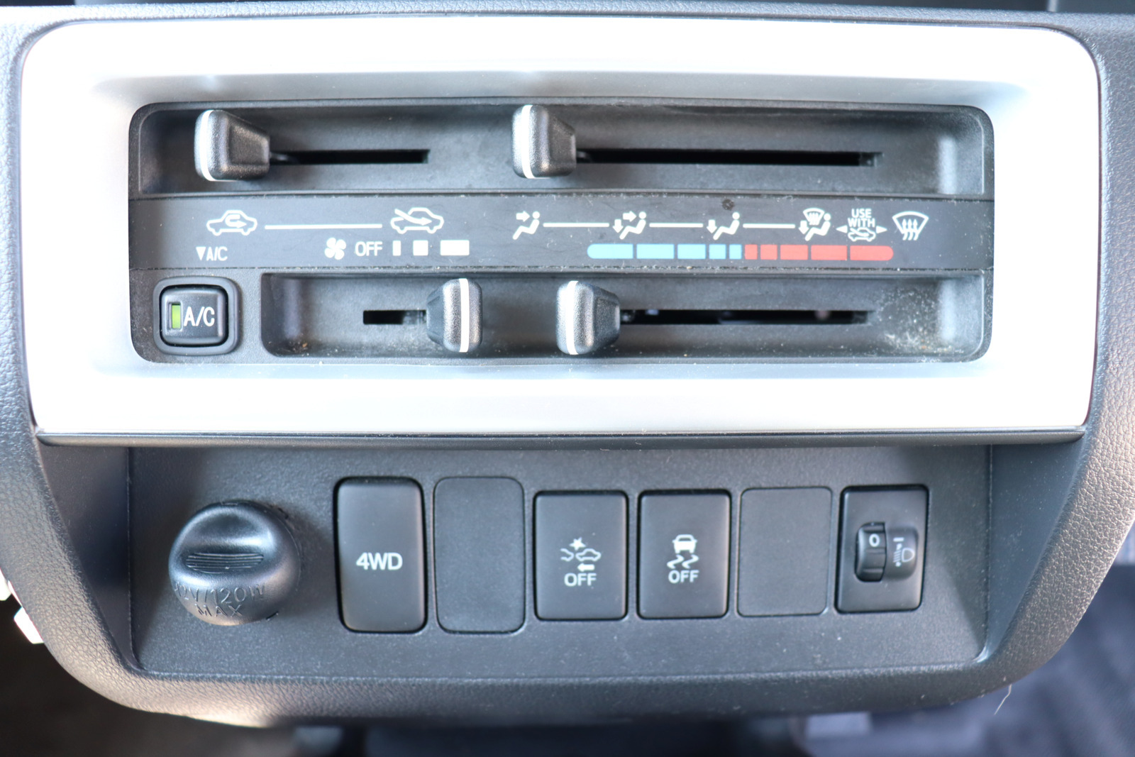 キャンピングカー軽キャンパー