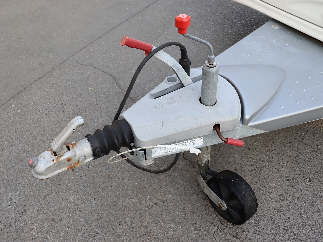 キャンピングカートレーラー