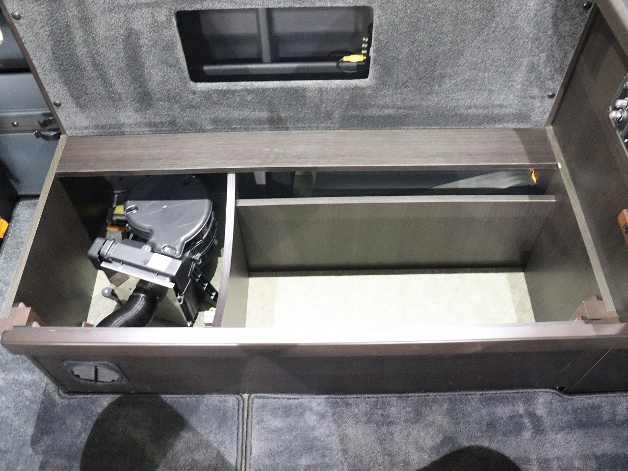 キャンピングカーバンコン