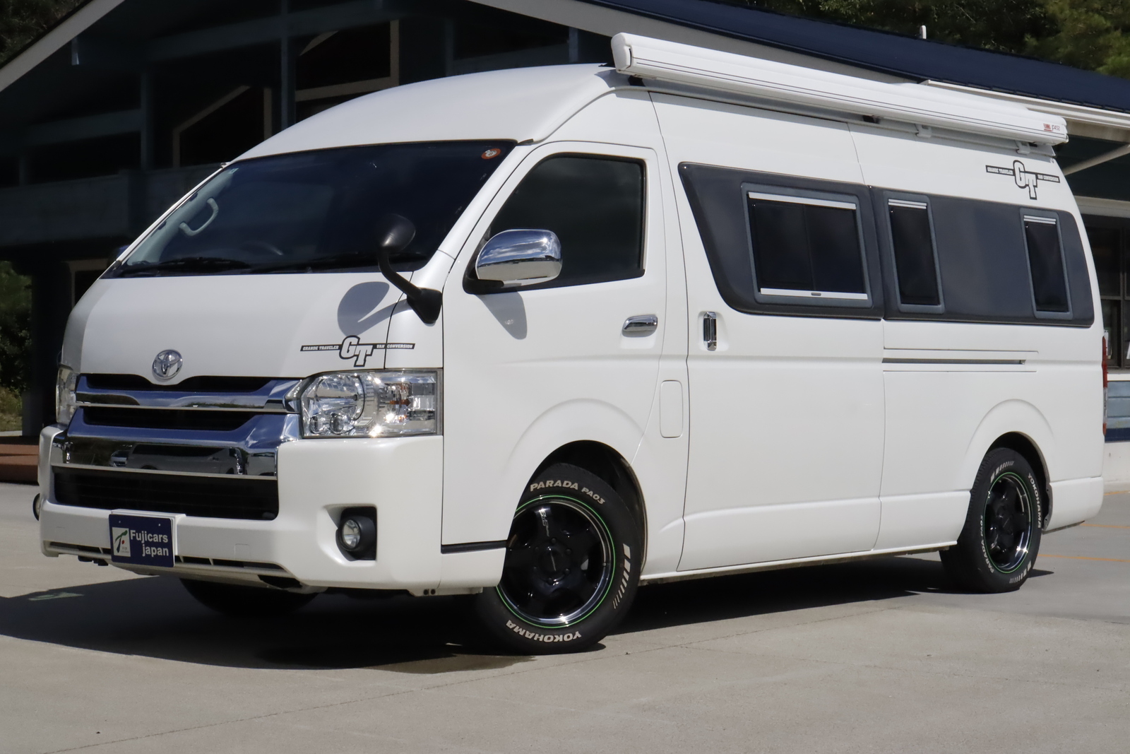 キャンピングカーバンコン