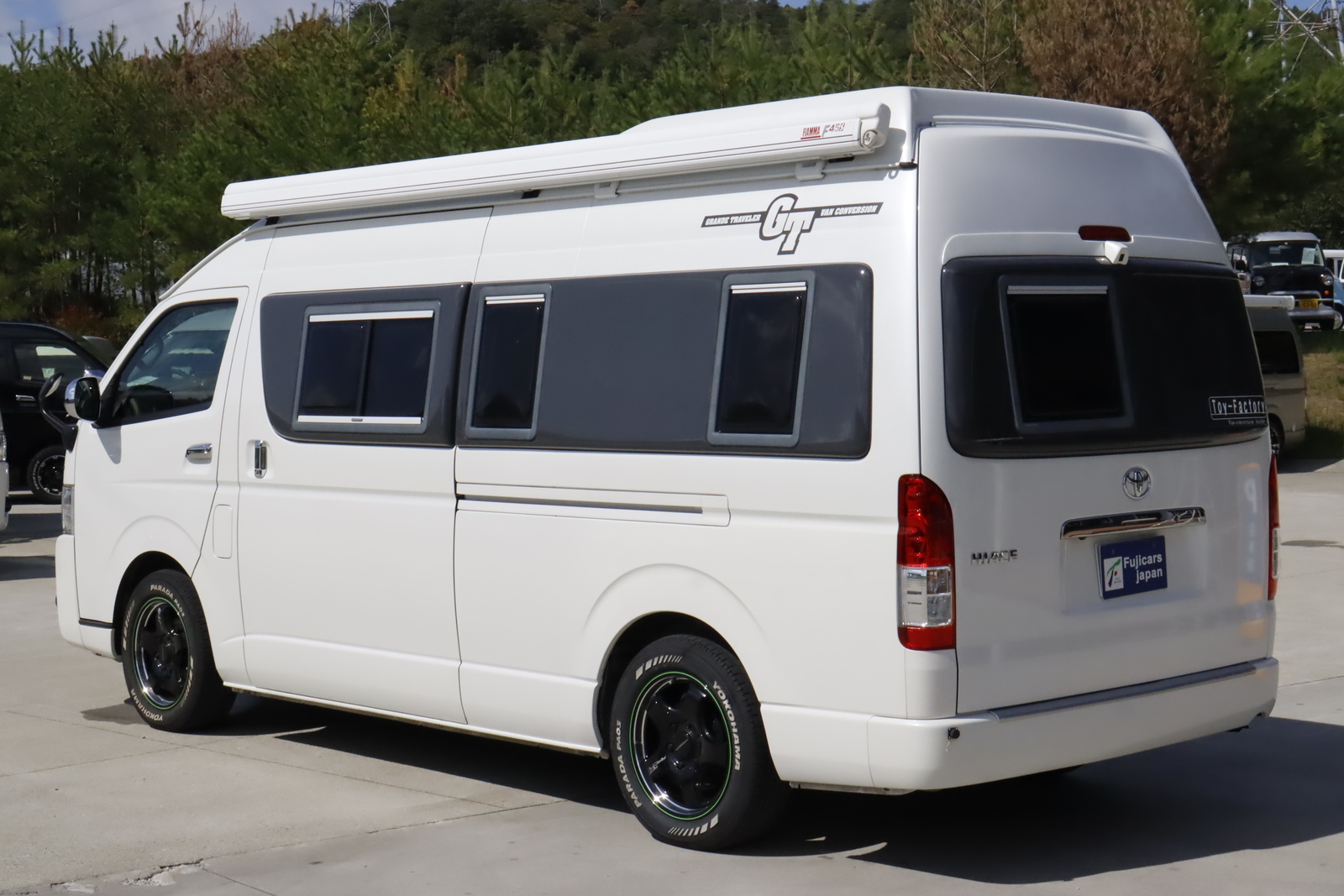 キャンピングカーバンコン