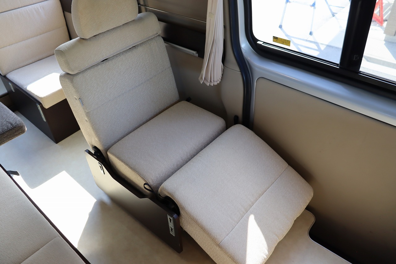 キャンピングカーバンコン