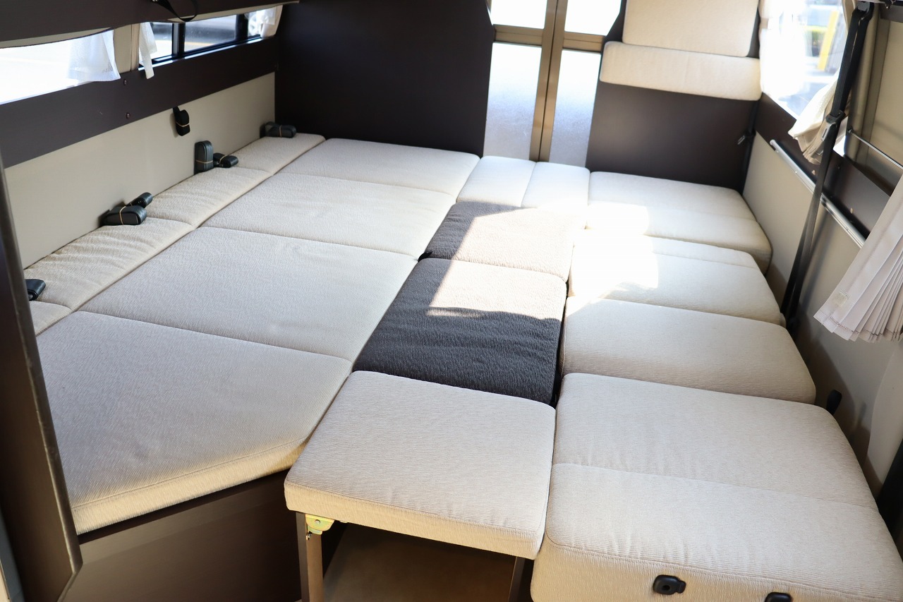 キャンピングカーバンコン