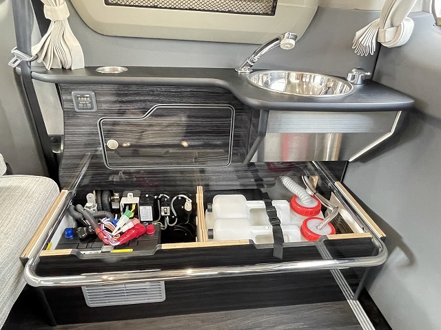 キャンピングカーバンコン