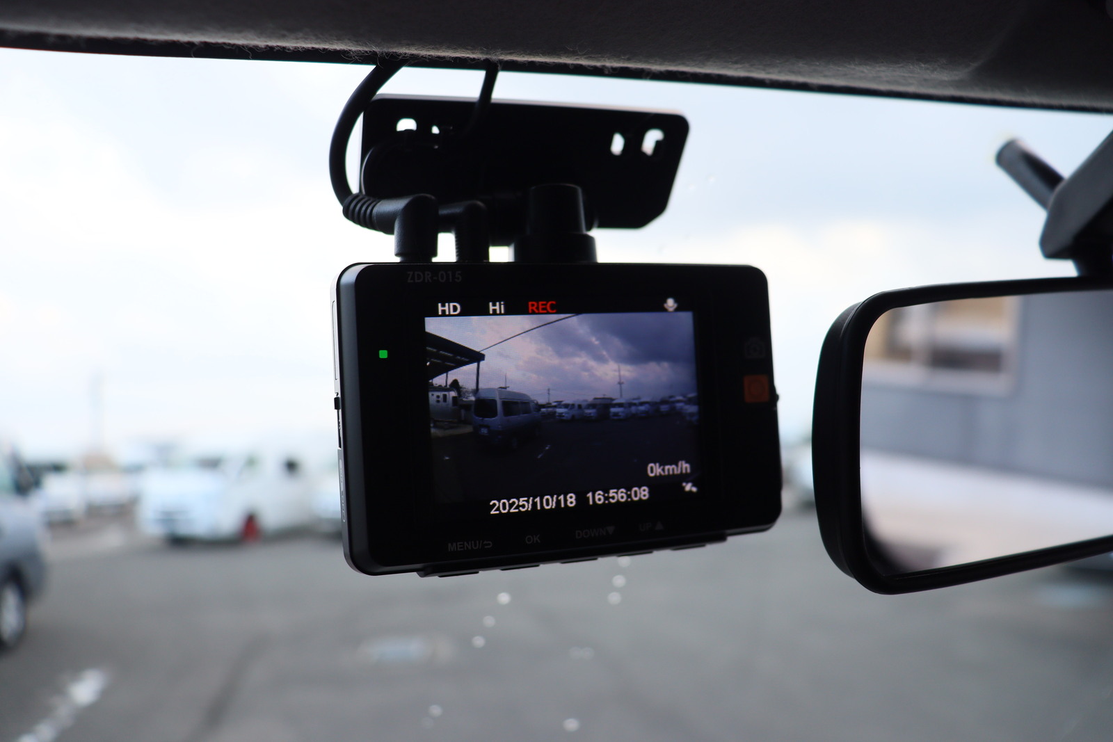 キャンピングカーバンコン