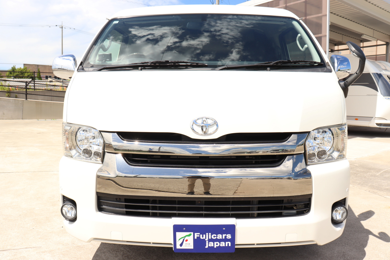 キャンピングカーバンコン