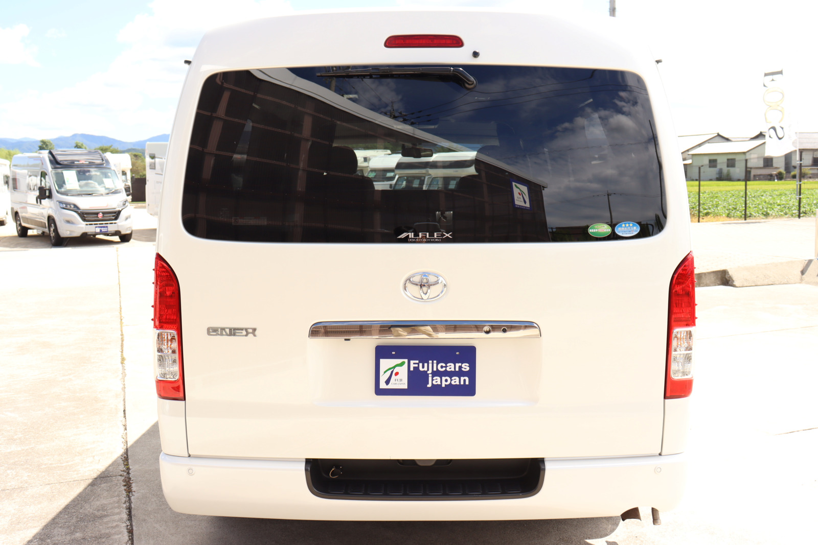 キャンピングカーバンコン