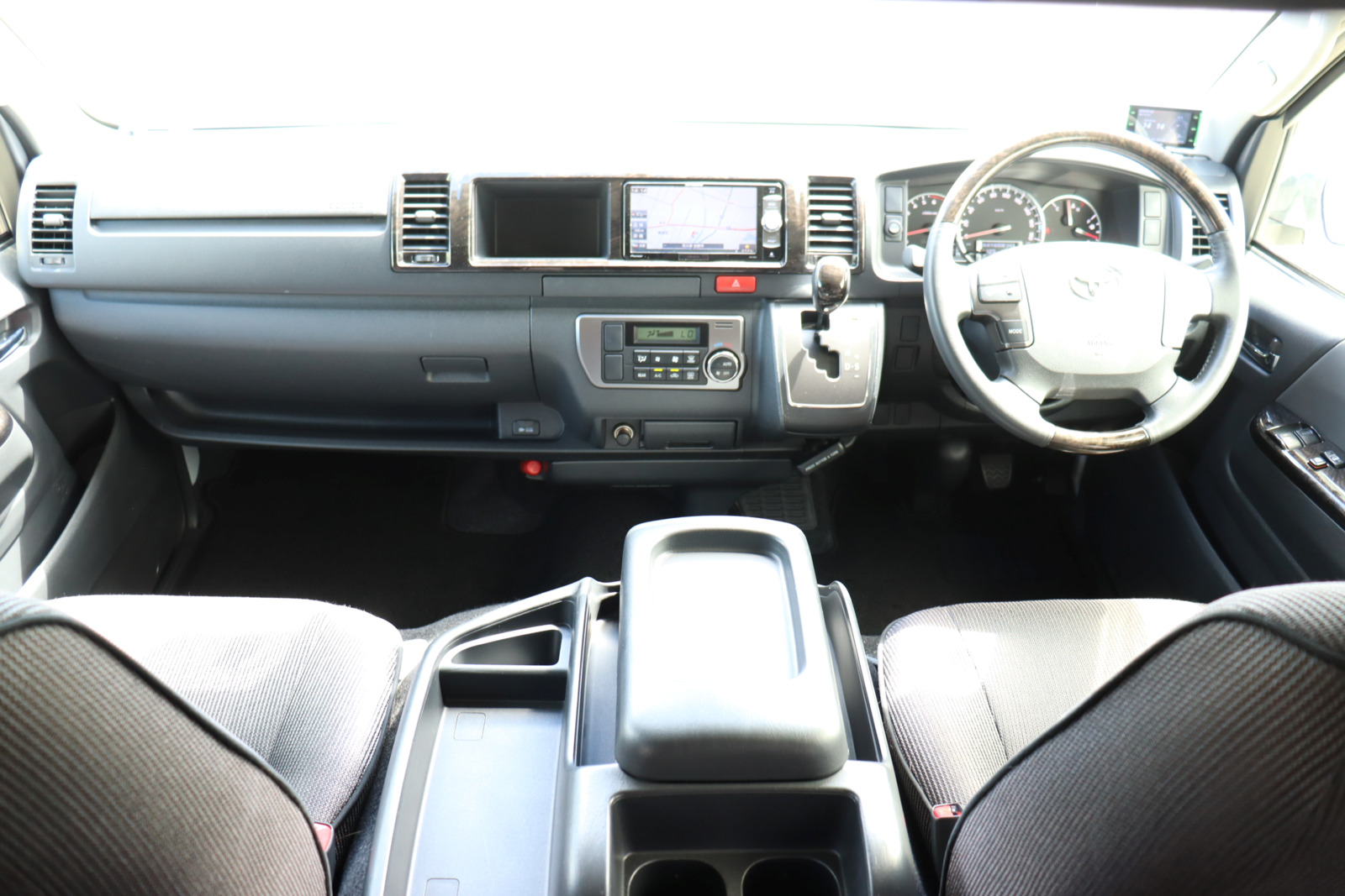 キャンピングカーバンコン