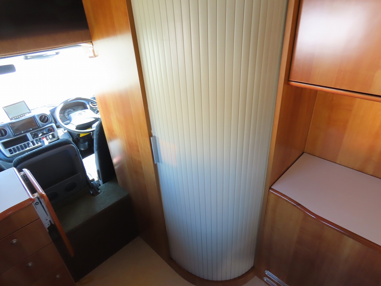 キャンピングカーキャブコン