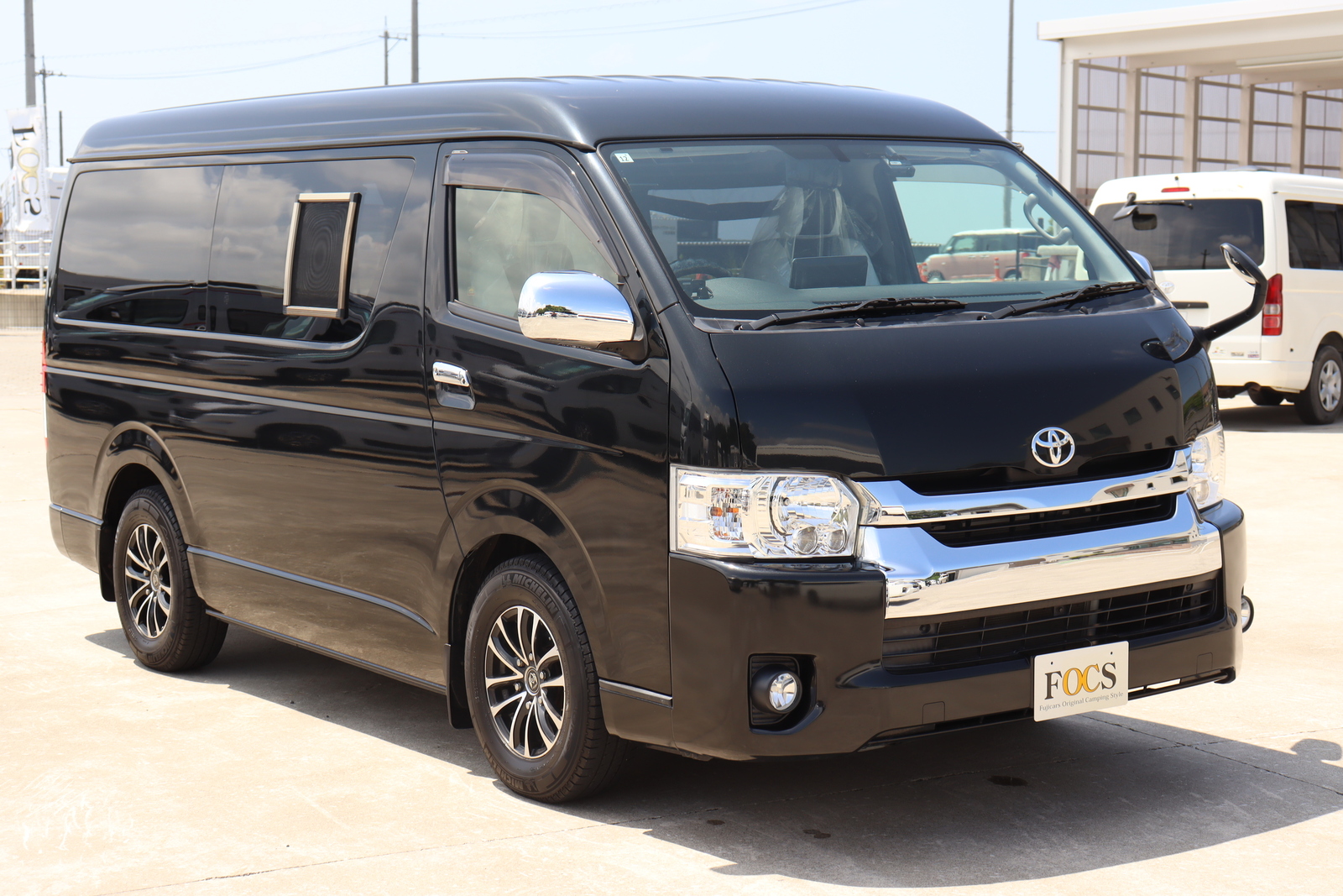 キャンピングカーバンコン