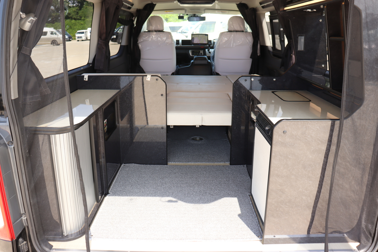 キャンピングカーバンコン