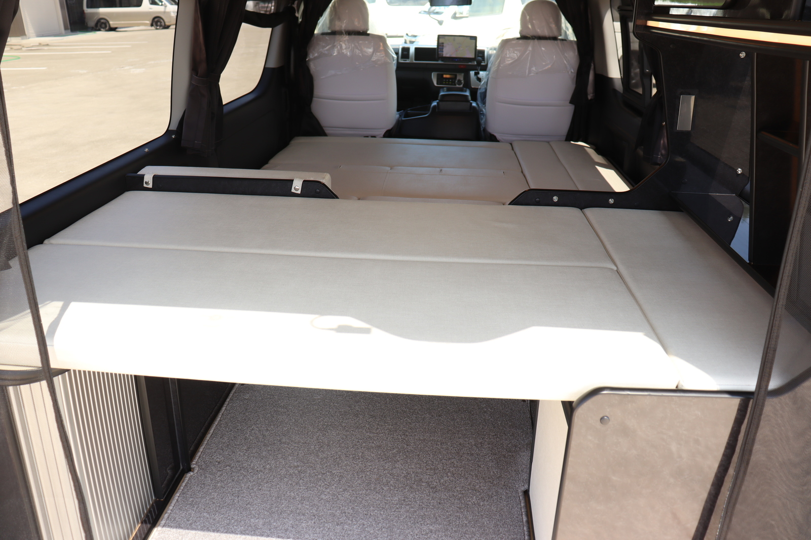 キャンピングカーバンコン