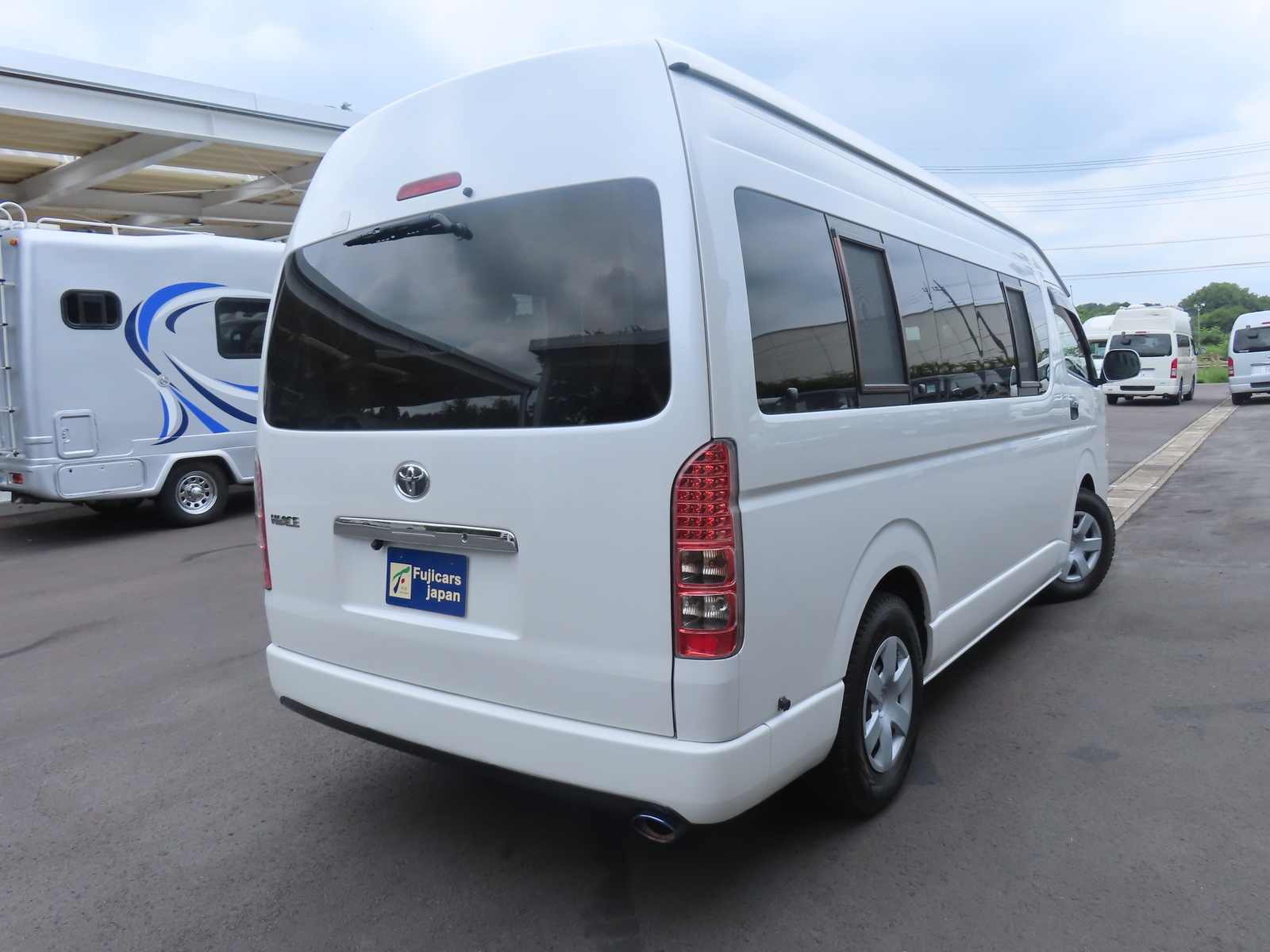 キャンピングカーバンコン