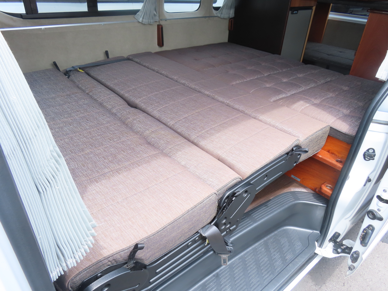 キャンピングカーバンコン