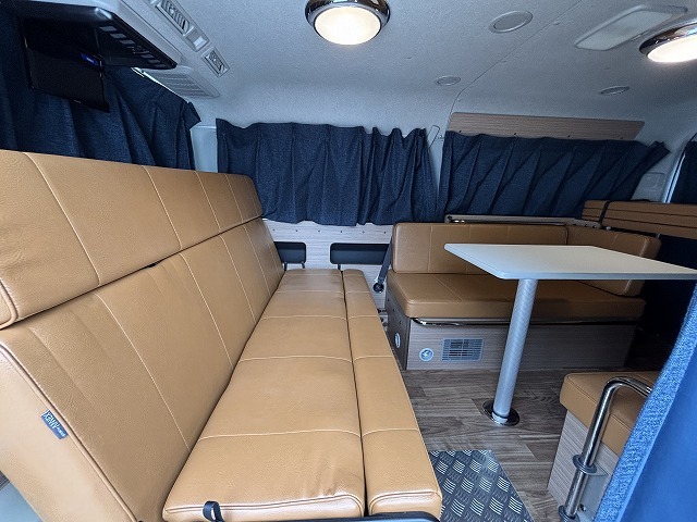 キャンピングカーバンコン