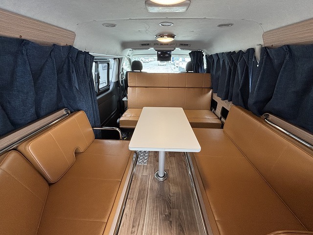 キャンピングカーバンコン