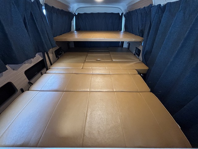 キャンピングカーバンコン