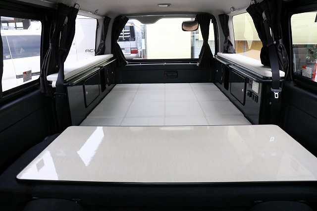 キャンピングカーバンコン