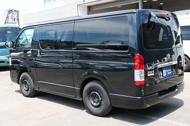 キャンピングカーバンコン