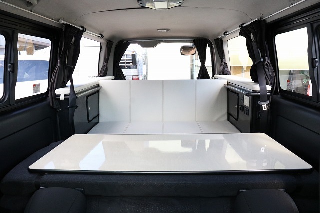 キャンピングカーバンコン