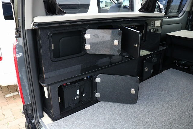 キャンピングカーバンコン