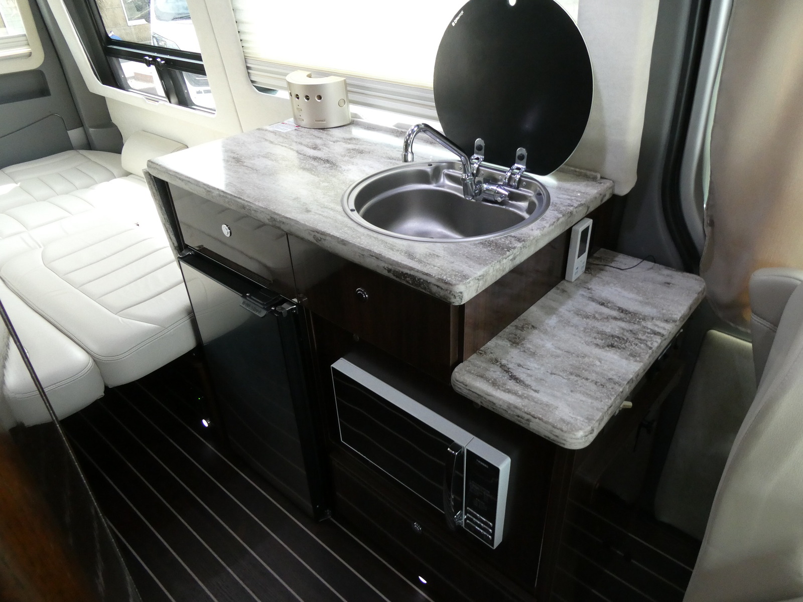 キャンピングカーバンコン