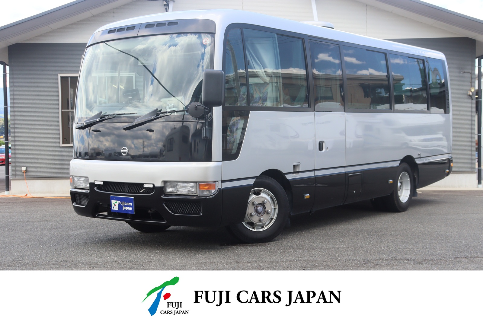 バスコン シビリアン オートワークス京都 リゾートサルーンSR-1