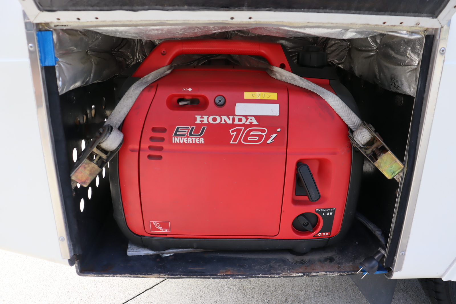 キャンピングカーキャブコン