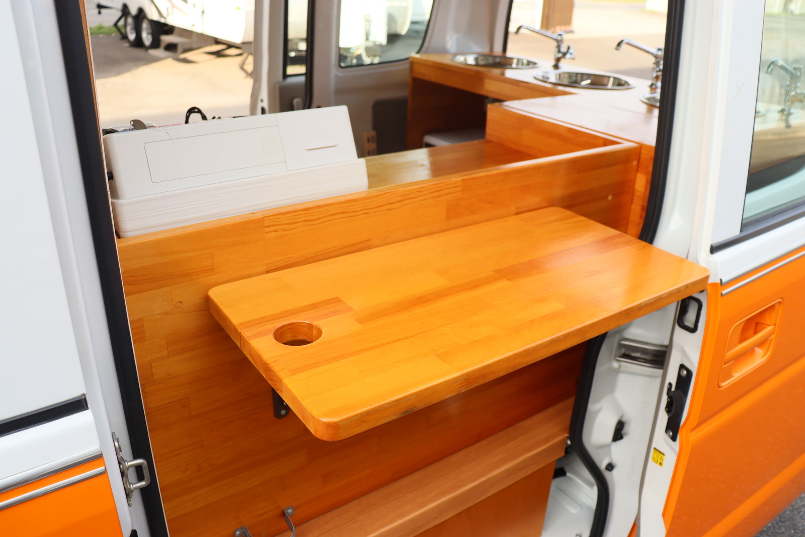 三菱ミニキャブ