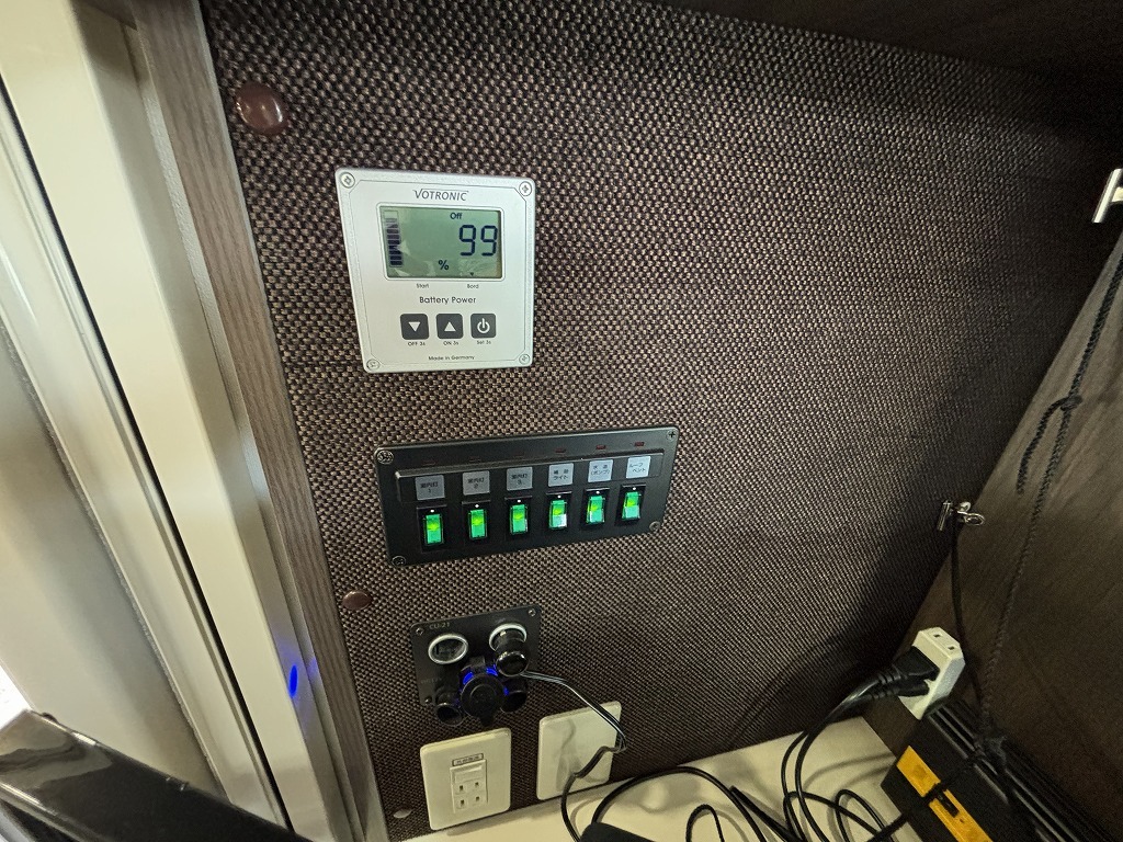 キャンピングカーキャブコン