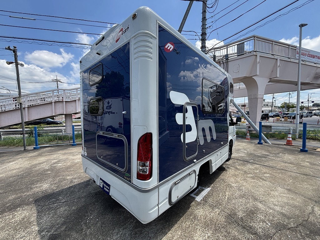 キャンピングカーキャブコン